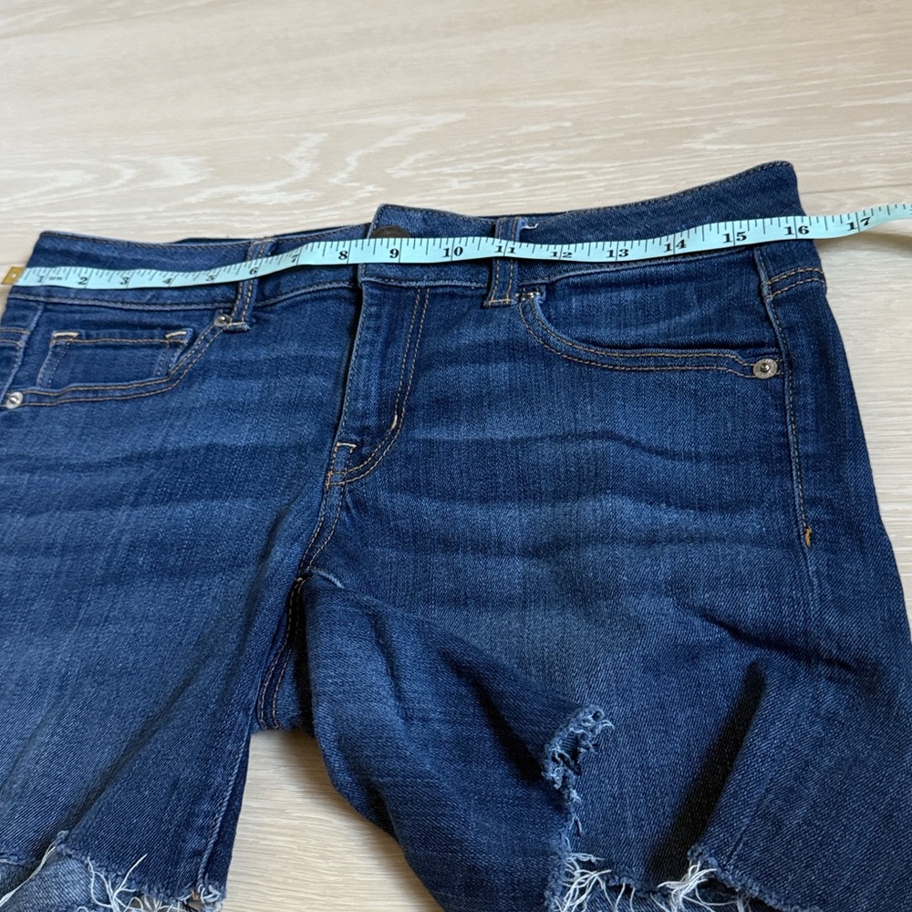 3/$10 American Eagle Outfitters Indigo Denim Jeans - Picture 4 of 7
